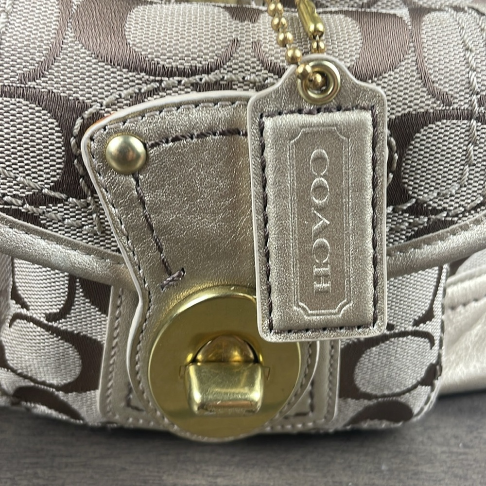 COACH VINTAGE signature canvas gold leather shoulder bag